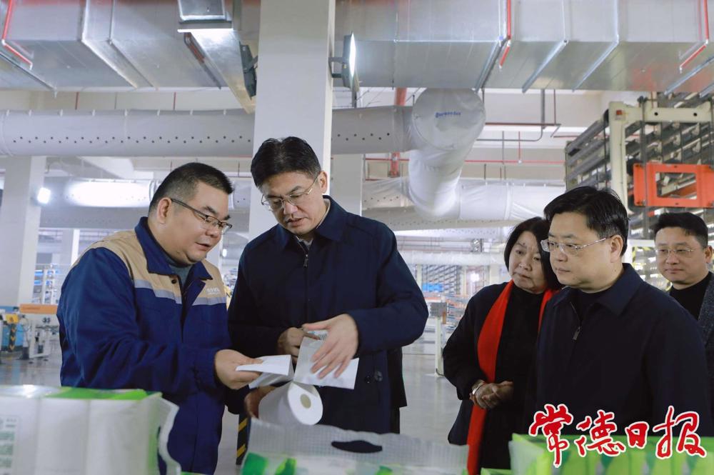 市委书记罗毅君在湖南恒安纸业有限公司督导检查