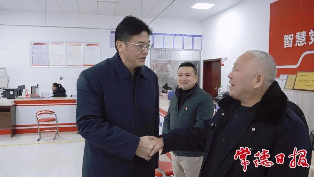 罗毅君在武陵区永安街道开展下访接访活动