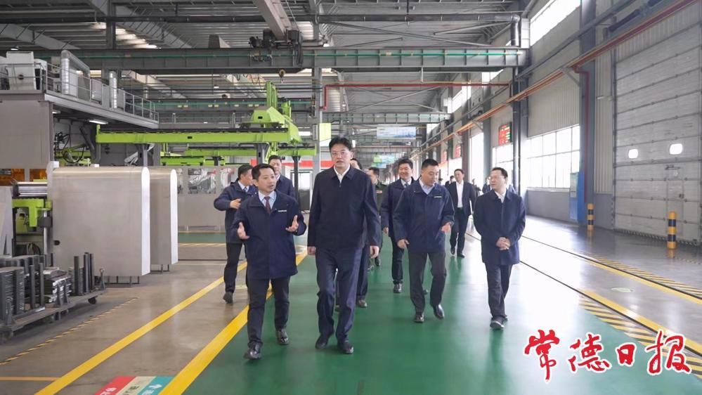 罗毅君周振宇带队调研企业复工复产情况